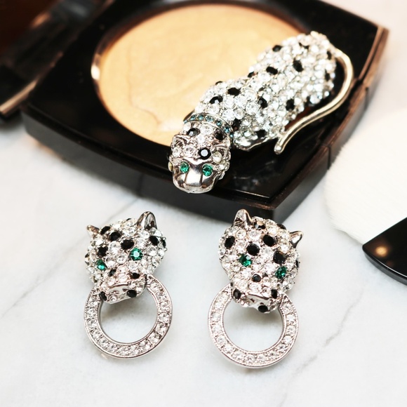 Rare Kenneth Jay Lane Leopard Doorknocker Earrings - Picture 6 of 8